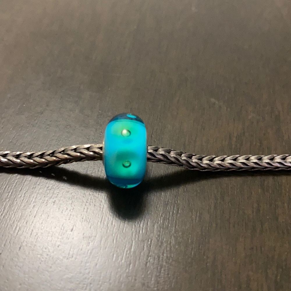 Troll bead